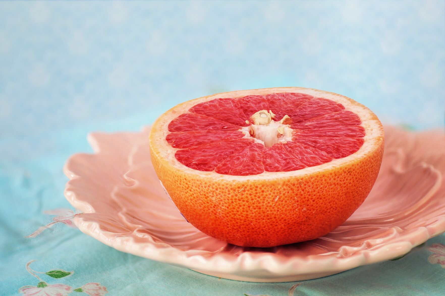 8. Certain foods, such as grapefruit, cayenne pepper or vinegar, can burn fat.
